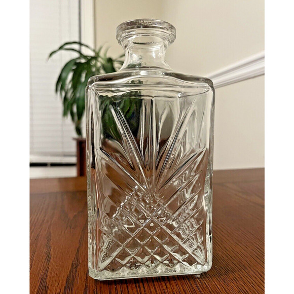 Bormioli Rocco Selecta Collection Whiskey Decanter, 33.75 oz, Clear - Picture 3 of 11